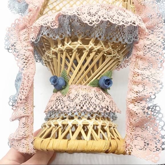 Peacock Chair Mini Vintage Decor - Picture 8 of 12